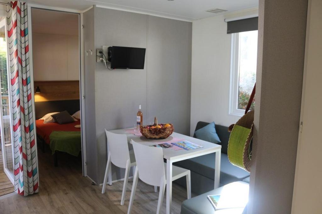 Camping Parc Mogador Sanary-sur-Mer Luaran gambar